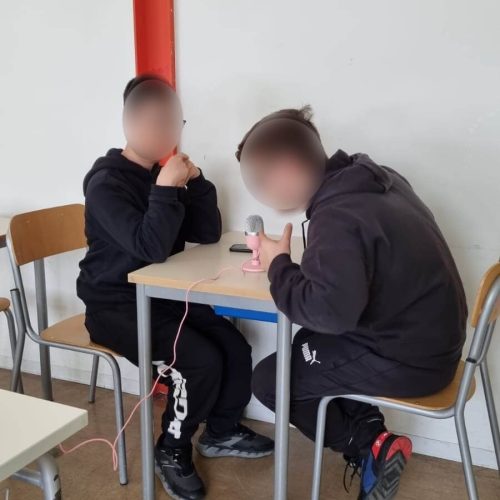 Redazioni scolastiche e media d'Istituto, III annualità, IIS Volta. Laboratorio pomeridiano a cura di Benedetta La Penna: registrazione della seconda puntata del podcast ideato da ciascuno studente